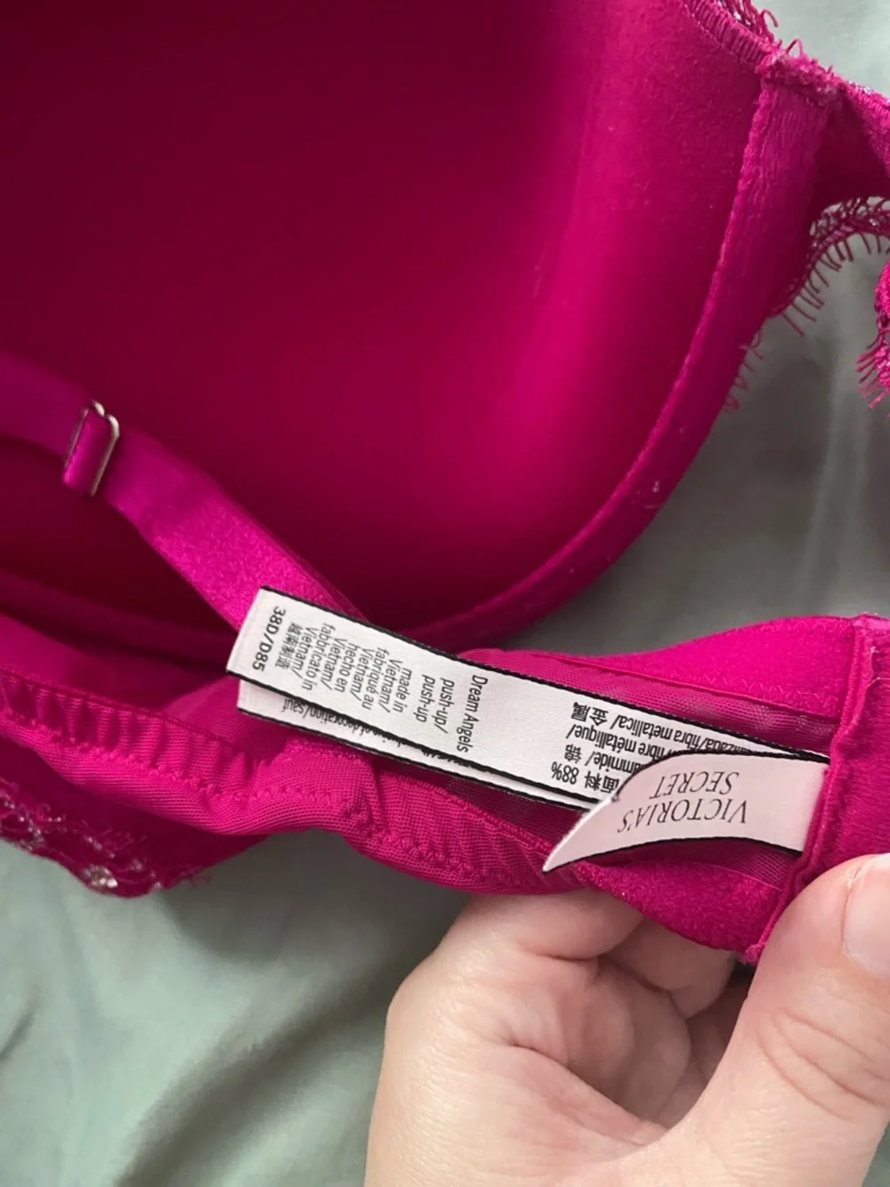 Vs bra - Picture 3 of 3